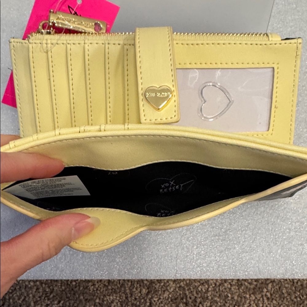 Betsey Johnson Black and Yellow Floral Wristlet - Picture 5 of 6